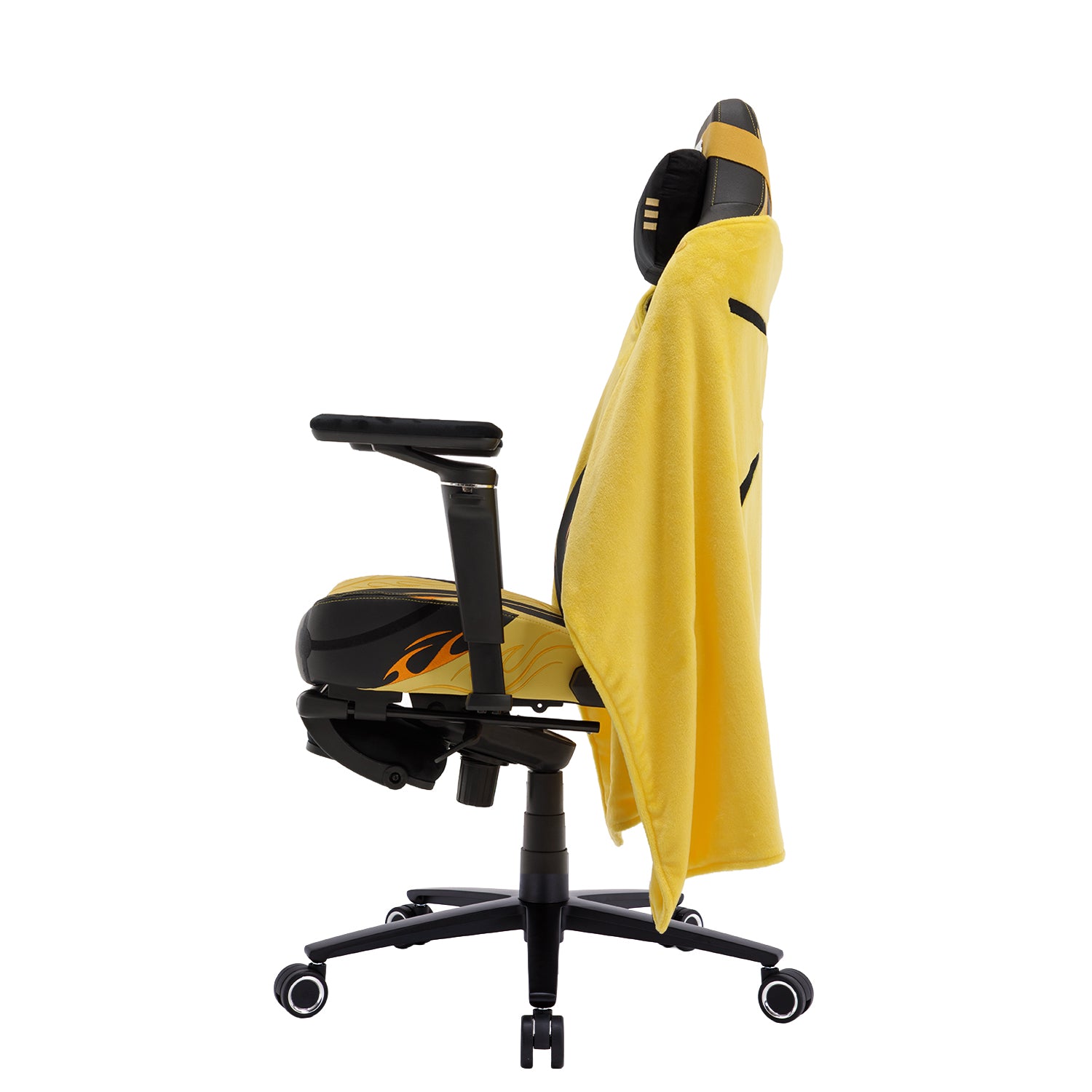 TTRacing Maxx Pro Gaming Chair - Naruto Kurama Link Mode Edition 360 degree view - Image 17
